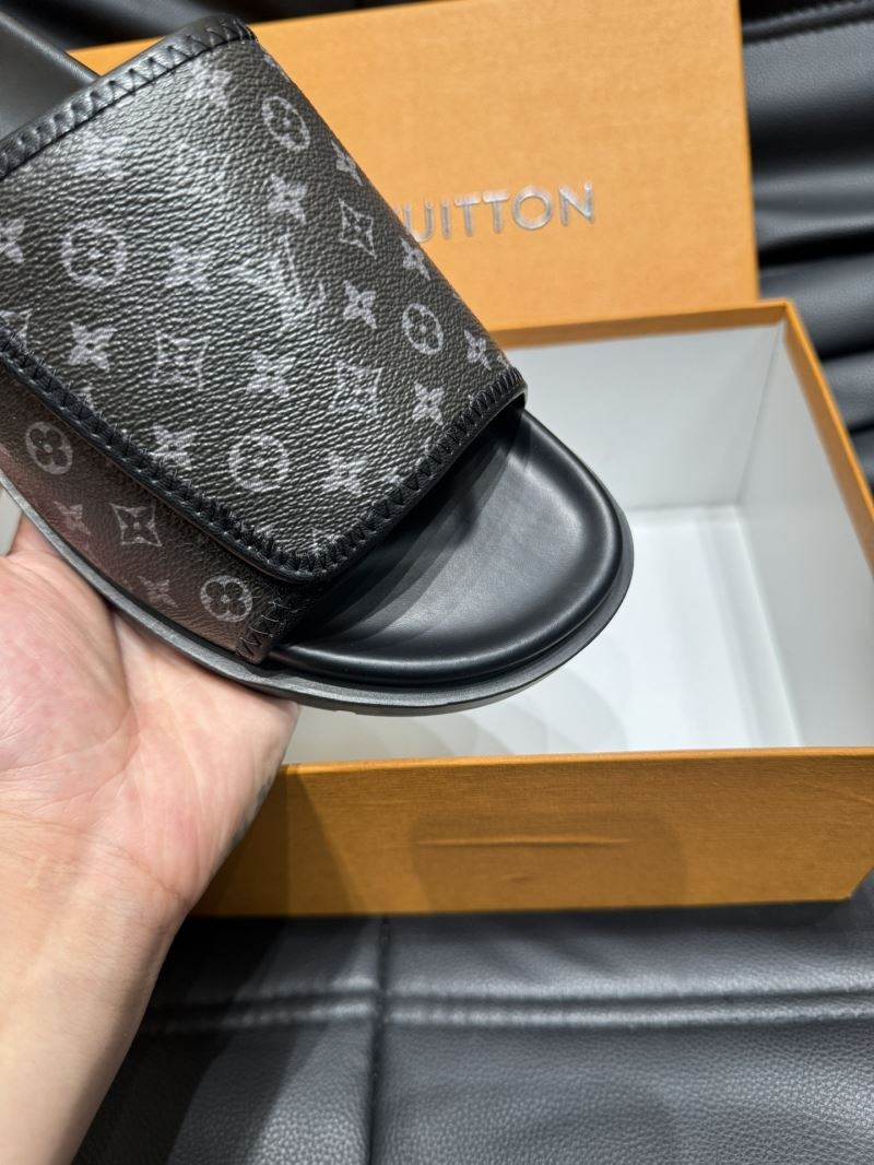 Louis Vuitton Slippers